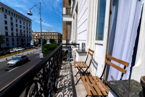 Ultracentral Cozy Apartment on Calea Victoriei with Amazing View